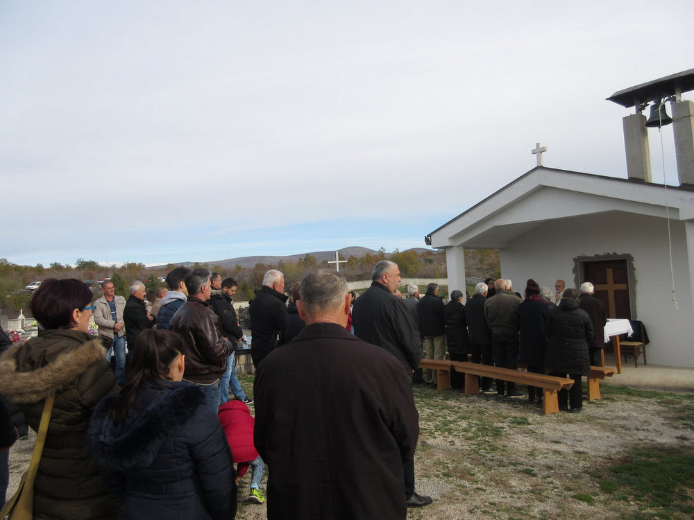 U groblju na Pješivcu Greda-Ćemalovina slavljena sv. Misa povodom zaštitnika sv. Nikole