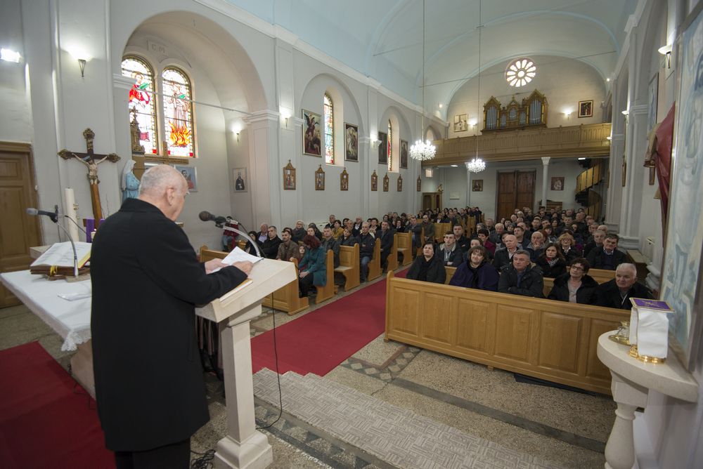  Biskupovo predavanje za bračne parove iz naše župe 