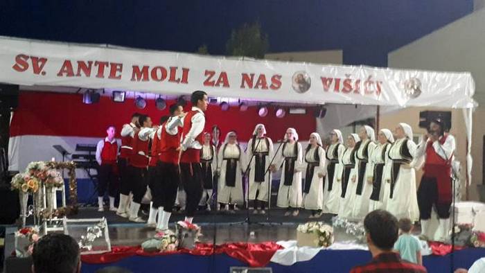 HKUD „STOLAC“ nastupilo na „Večeri folklora“ u Višićima 2018.