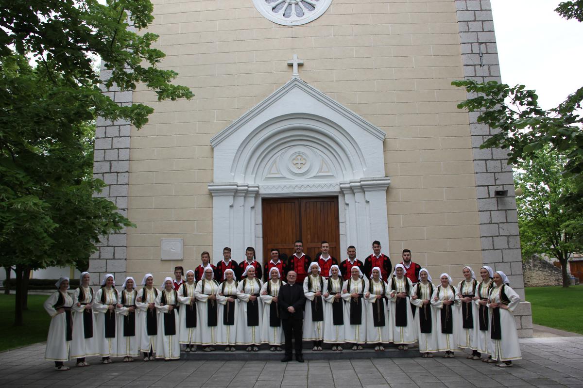 Stočani na snimanju dokumentarnog filma u Ravnom 2019. „Hercegovačka svadba“